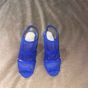 Gorgeous Jessica Simpson heels